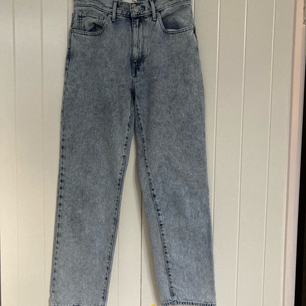 Aritzia - Wilfred Free Mom Jeans, Acid Wash
